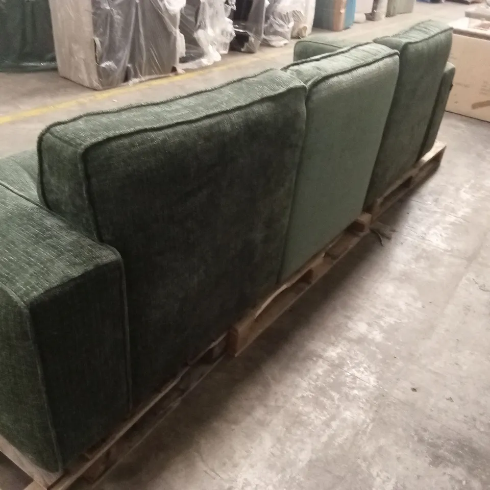 QUALITY DESIGNER ITALIAN MADE GRAVINA MAXI 3 SEATER FABRIC SOFA - GREEN