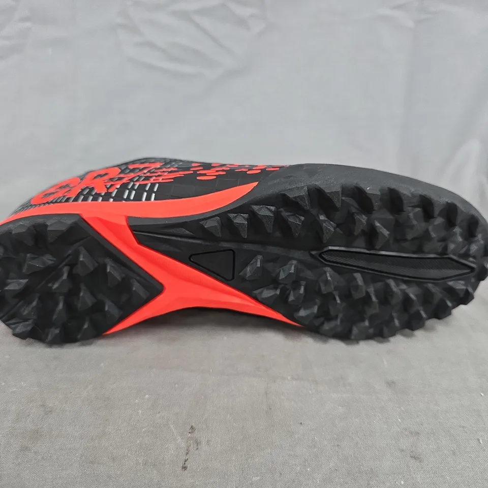 CR7 FOOTBALL TRAINERS - UK SIZE 36