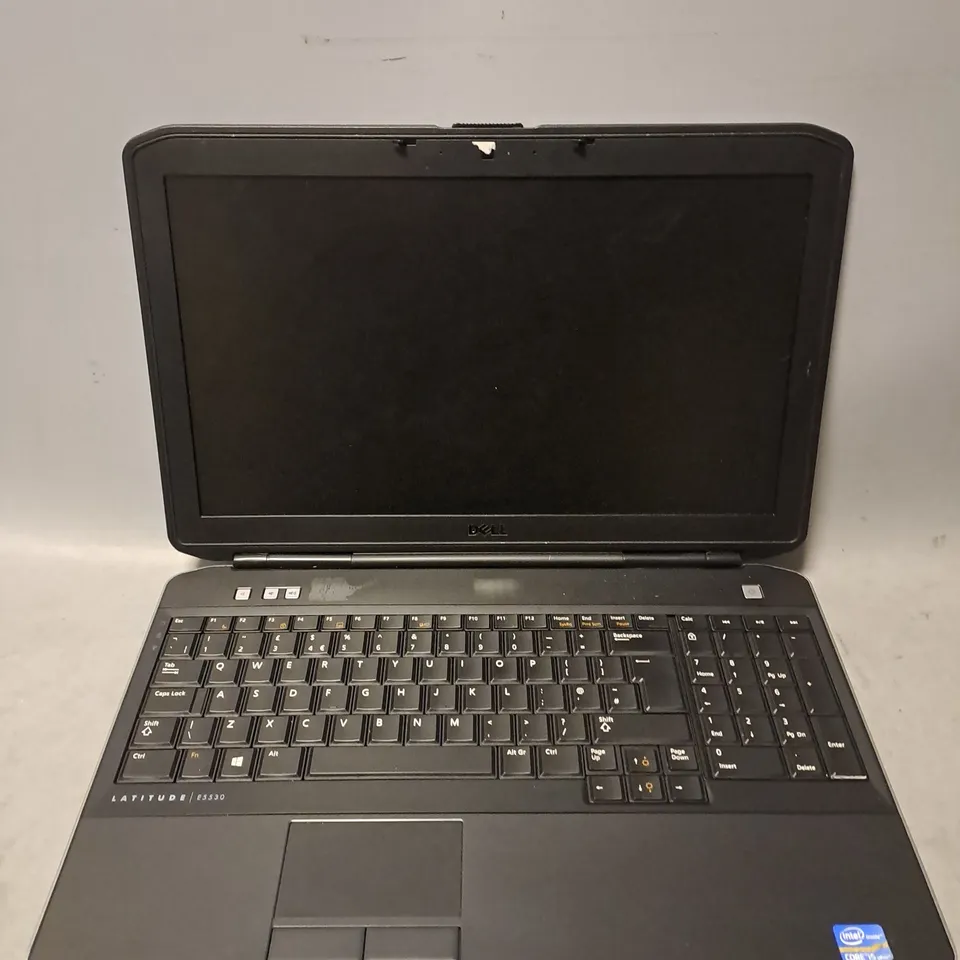 DELL LATITUDE E5530 LAPTOP