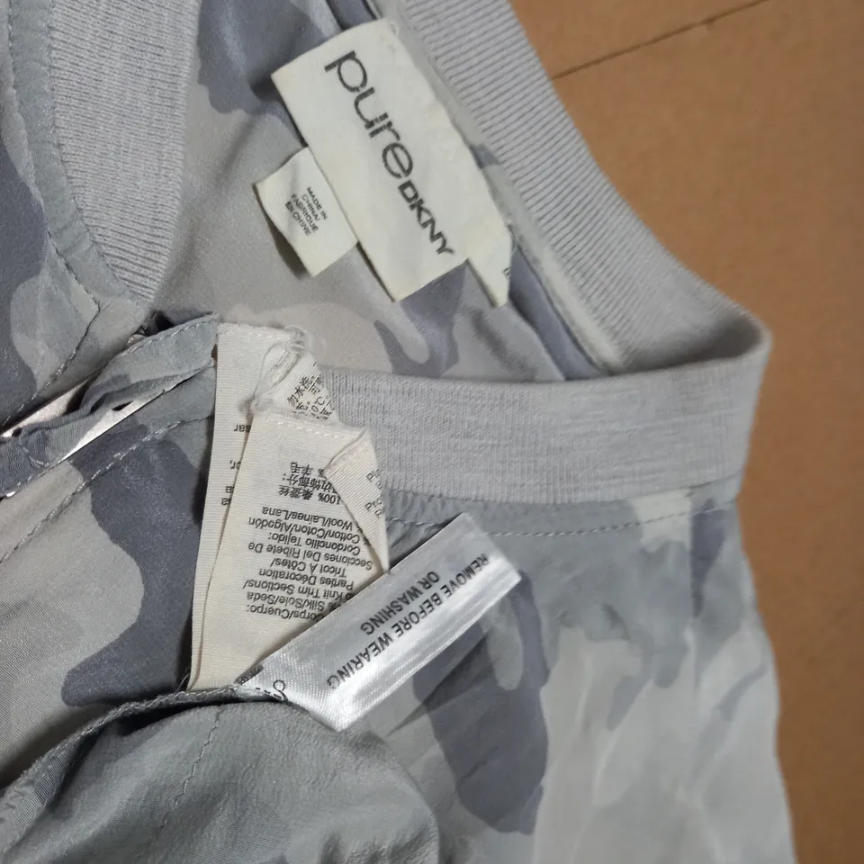 PURE DKNY LIGHTWEIGHT CAMO JACKET - P
