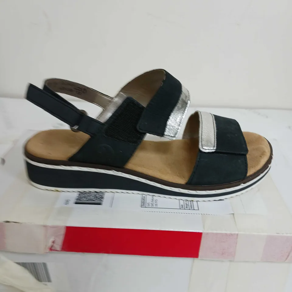 BOXED PAIR OF RIEKER ANTISTRESS PLATFORM SANDALS IN NAVY SIZE 3.5