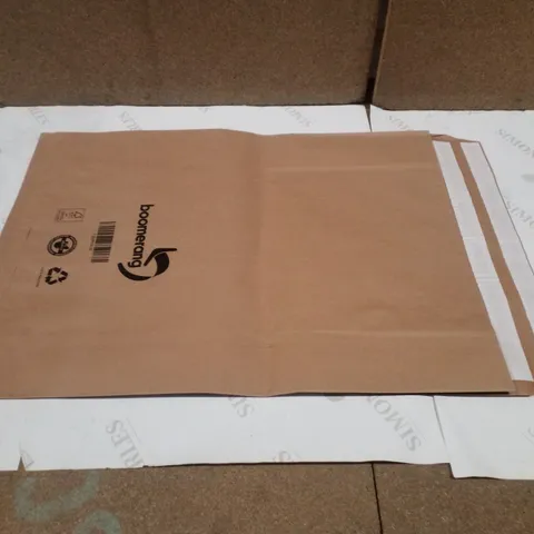 BOX OF APPROXIMATELY 100 LARGE MAILING BAGS - 30% RECYCLED 