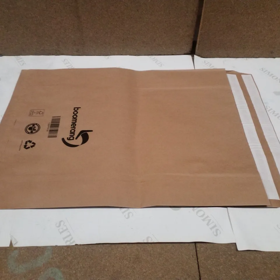 BOX OF APPROXIMATELY 100 LARGE MAILING BAGS - 30% RECYCLED