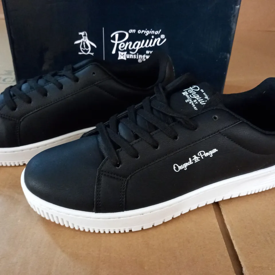 PAIR OF PENGUIN ORIGINAL WIDE FIT FLATFORM TRAINERS IN BLACK - UK 10