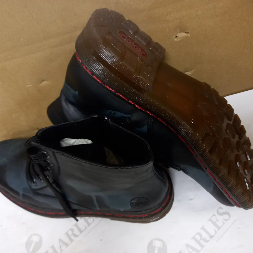 RIEKER LACE UP ANKLE BOOTS BLACK - SIZE 6
