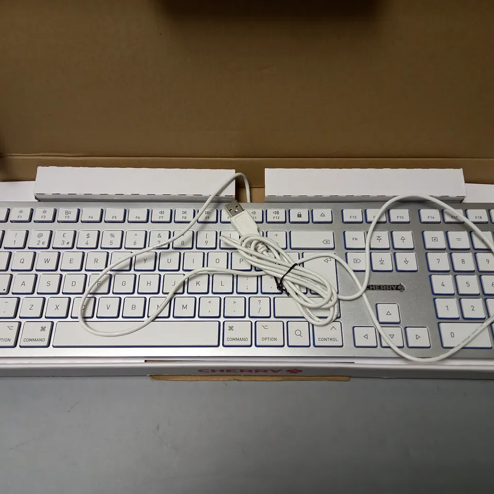 BOXED CHERRY KC 6000 SLIM FOR MAC