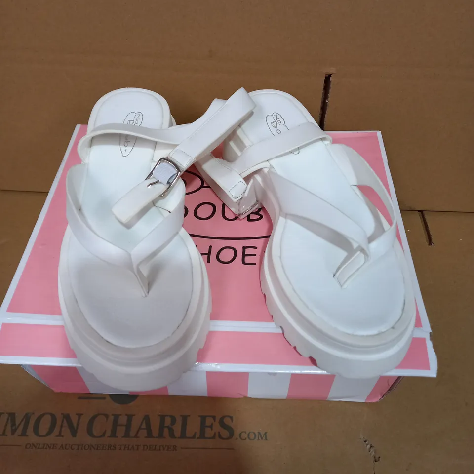 BOXED PAIR OF SIZE 36 NO DOUBT OPEN TOE SHOES