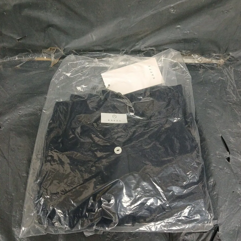 BAGGED KAFFE KARLA AMBER SHIRT - SIZE 14