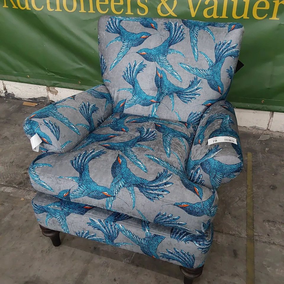 QUALITY BRITISH DESIGNER LOUNGE Co. EASY CHAIR BLUE BIRDS OF PARADISE FABRIC