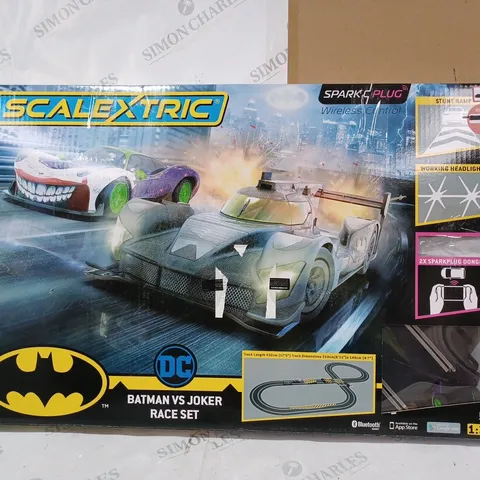 BOXED SCALEXTRIC DC BATMAN VS JOKER RACE SET