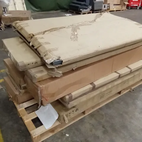 PALLET OF ASSORTED INCOMPLETE DESIGNER FURNITURE AND FURNITURE PARTS