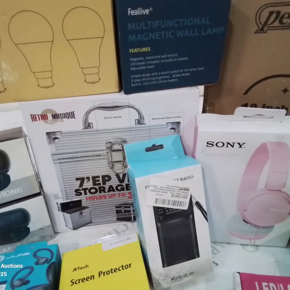 BOX CONTAINING LARGE AMOUNT OF BOXED ELECTRICAL ITEMS TO INCLUDE: RING LIGHT AND SELFIE STAND, SCREEN PROTECTORS, EARPHONES, VARIOUS LIGHT BULBS, PHONE CASES ETC.