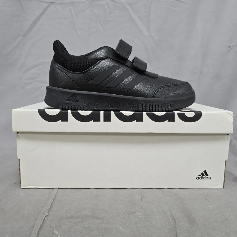 BOXED PAIR OF ADIDAS TENSAUR SPORT 2.0 KID'S SHOES IN BLACK SIZE UK 13K