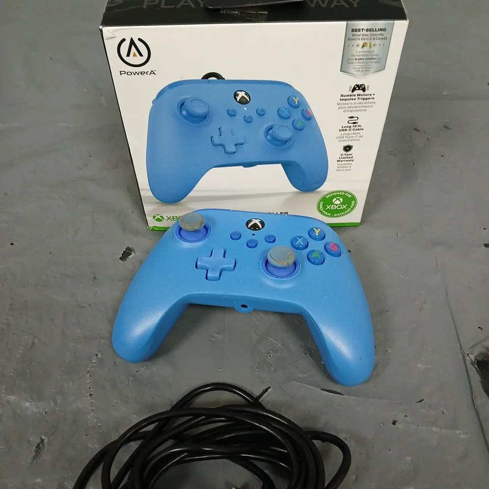 BOXED XBOX SERIES X,S WIRED CONTROLLER 