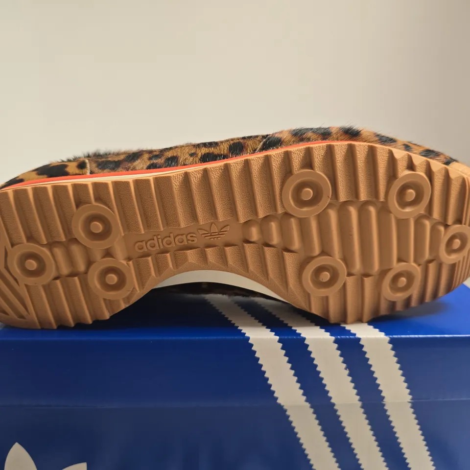 BOXED PAIR OF ADIDAS SL 72 OG W LEOPARD PRINT TRAINERS – UK 7