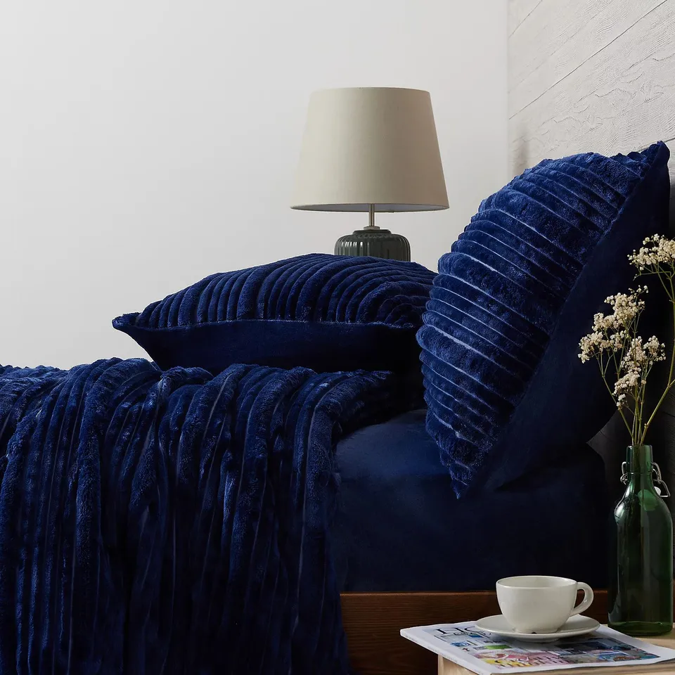 COZEE HOME LARGE DOBBY STRIPED VELVETSOFT 4 PIECE