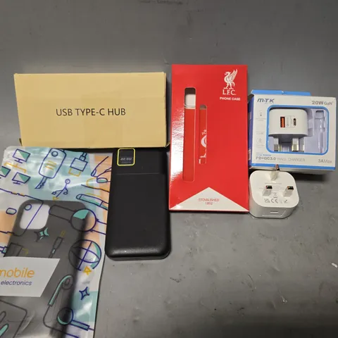 TOTE OF APPROXIMATELY 15 ASSORTED ITEMS TO INCLUDE - LFC PHONE CASE , USB TYPE C HUB , WALL CHARGER ETC