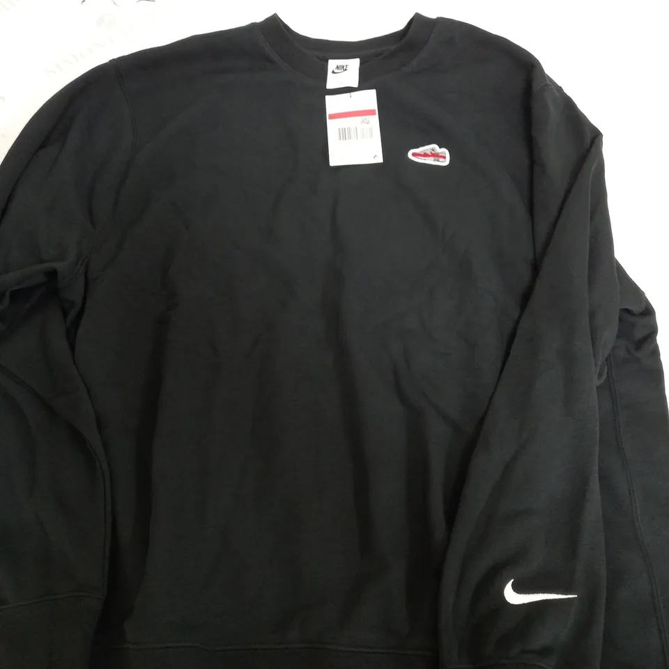 NIKE TRAINER BLACK CREW NECK JUMPER - LARGE