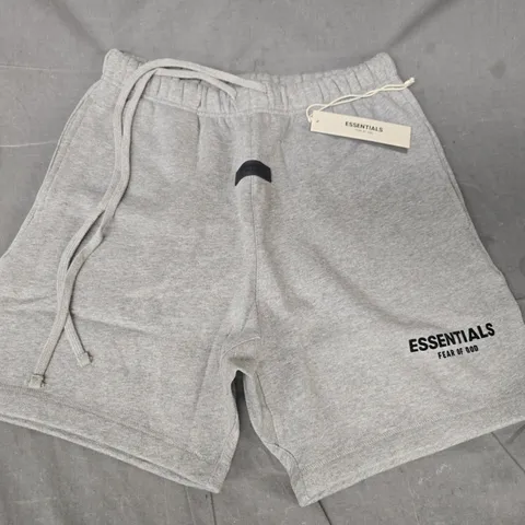 ESSENTIALS FEAR OF GOD SHORTS IN STONE SIZE SMALL