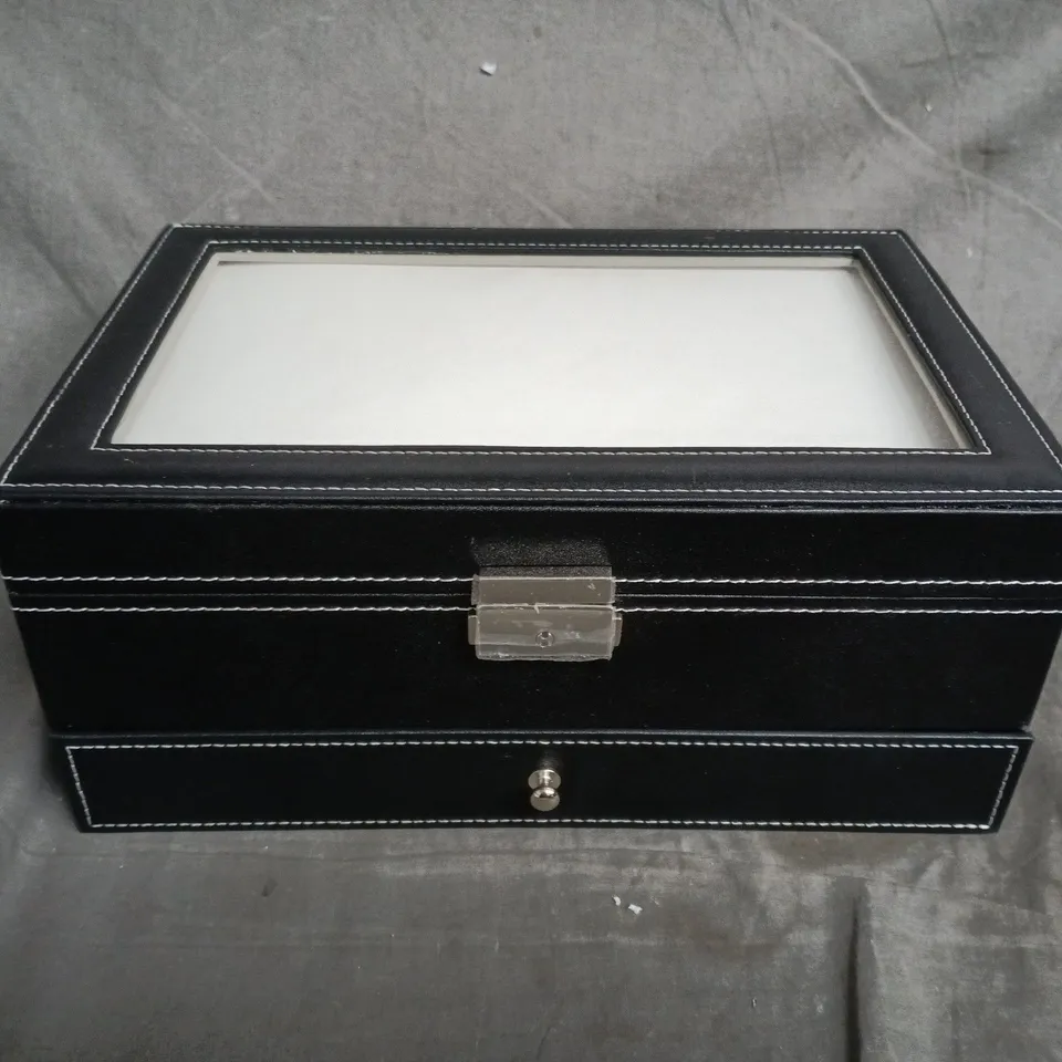 UNBRANDED JEWELLERY/TRINKET STORAGE CHEST IN BLACK