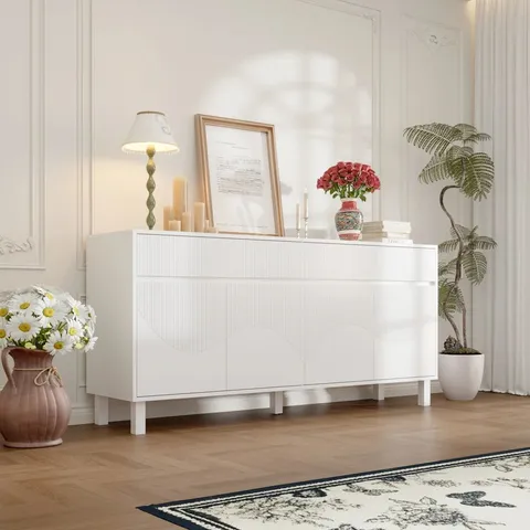 BOXED 160cm WIDE MODERN WHITE SIDEBOARD CABINET, 4 DOORS 2 DRAWERS, WAVE PATTERN DESIGN (2 BOXES)