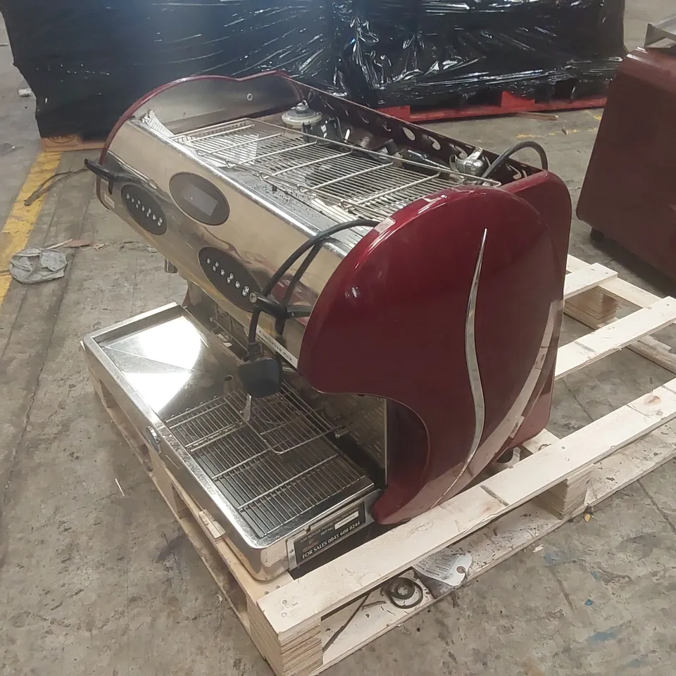 CARIMALI COMMERCIAL 2 GROUP COFFEE MACHINE