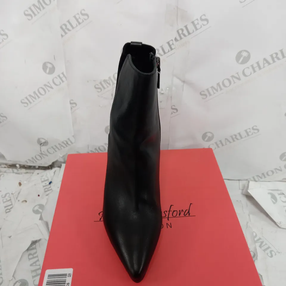 RUTH LANGSFORD PLATFORM LEATHER ANKLE BOOT - BLACK - UK 6