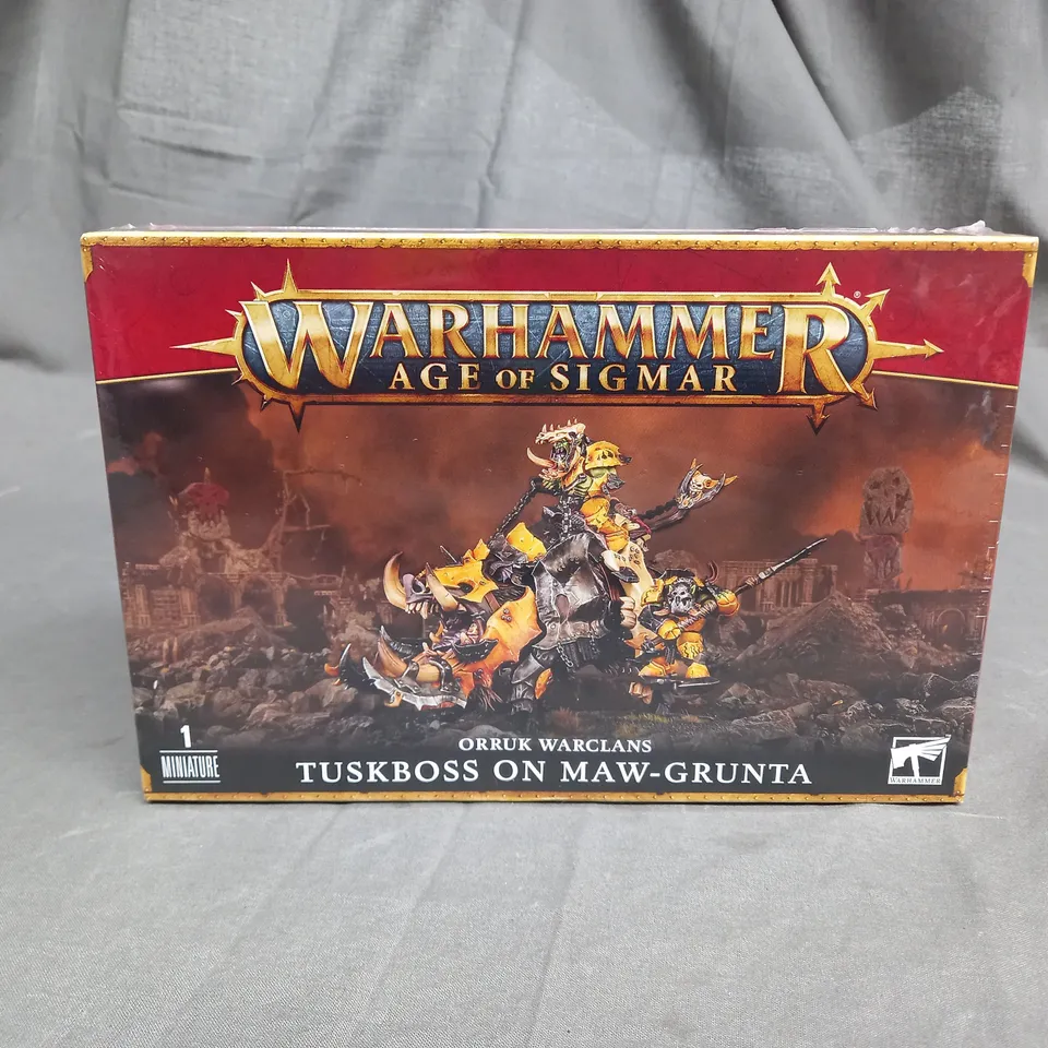 SEALED WARHAMMER - AGE OF SIGMAR - ORRUK WARCLANS - TUSKBOSS ON MAW-GRUNTA