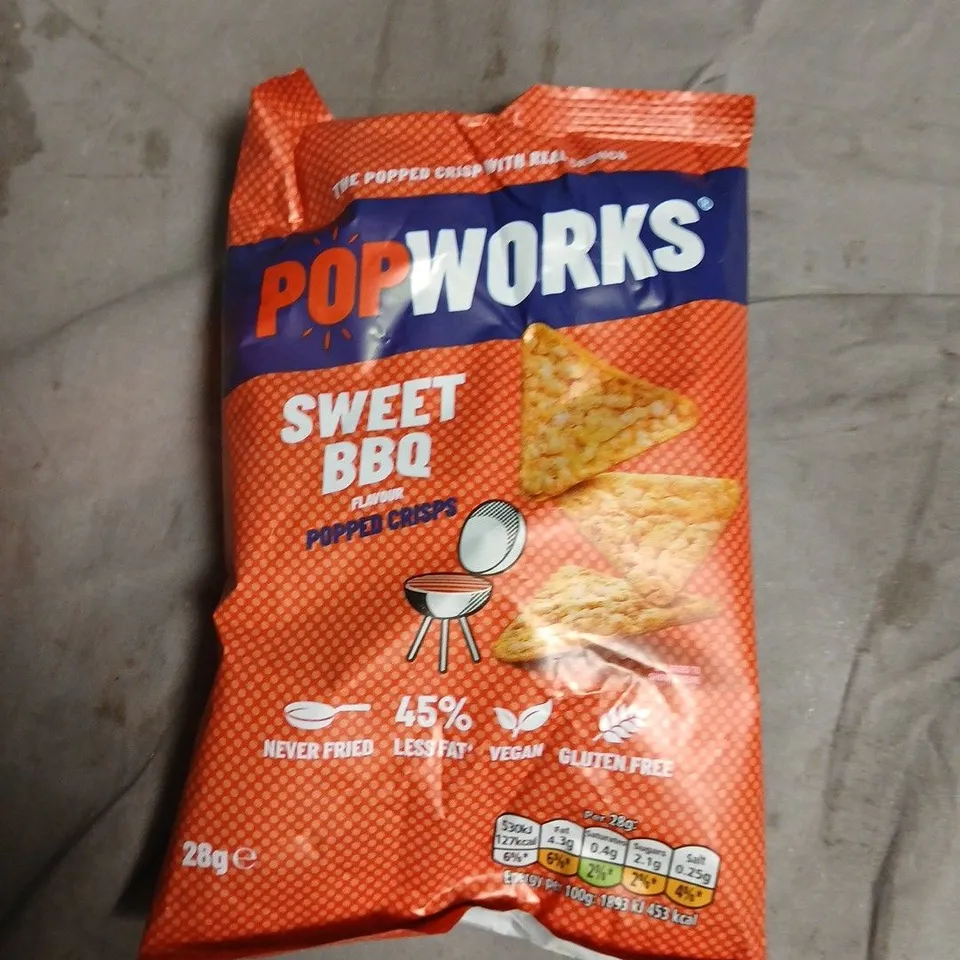 APPROXIMATELY 10 ASSORTED FOOD ITEMS INCLUDING POPWORKS POPPER CRISPS , BEE WELSH HONEY AND HIPP GROWING UP MILK