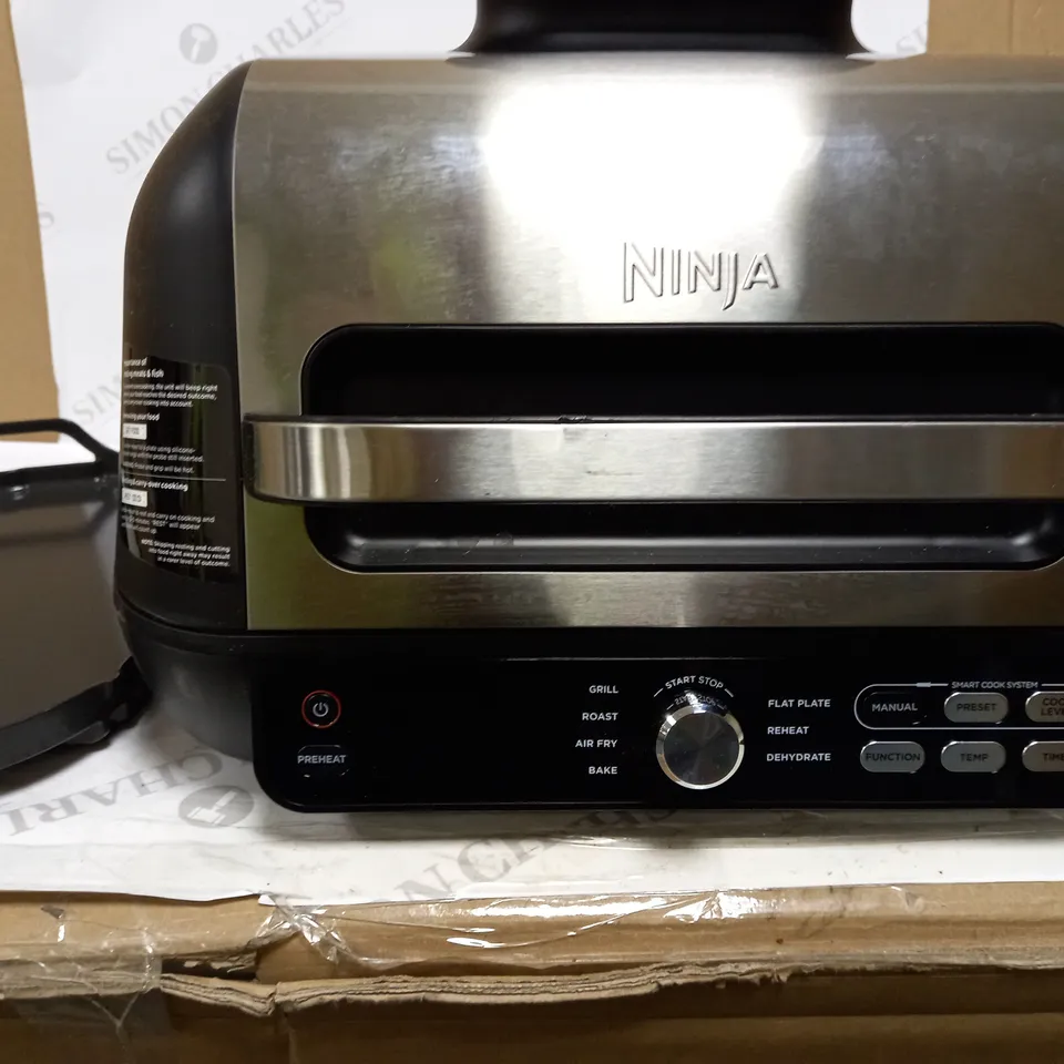 NINJA HEALTH GRILL & AIR FRYER (AG651UK)