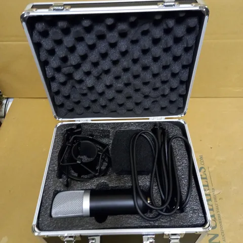 TRUST GXT256 EXXO STREAMING MICROPHONE