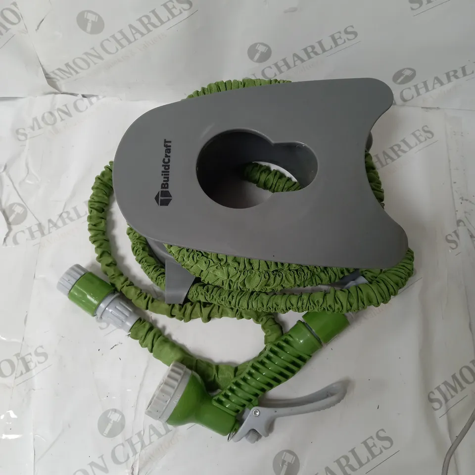 BUILDCRAFT EXPANDABLE HOSE WITH HOSE HOLDER 