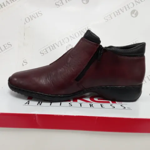 RIEKER LEATHER STITCH ROUND TOE BOOTS, BURGUNDY - SIZE 7.5