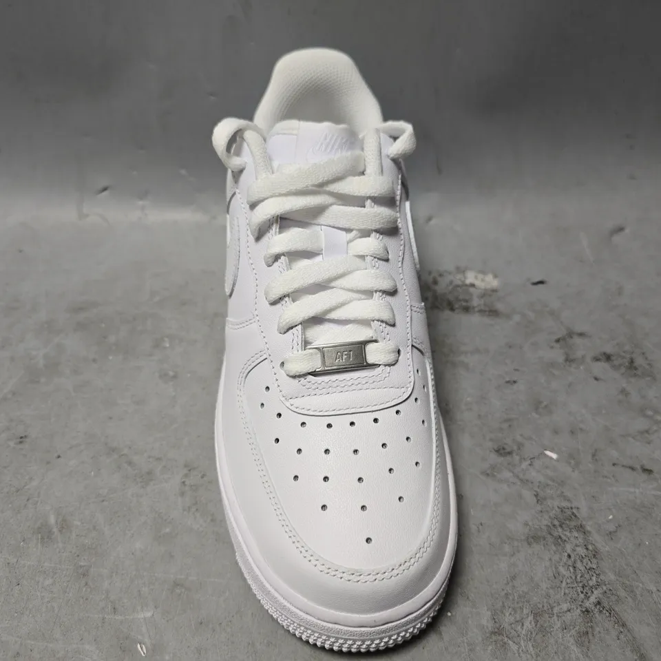 NIKE AIR FORCE 1 WHITE TRAINERS  - UK 6 