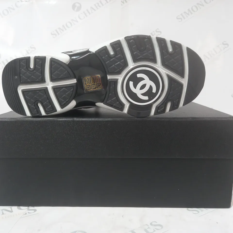 BOXED PAIR OF CHANEL SHOES IN BLACK/WHITE EU SIZE 38