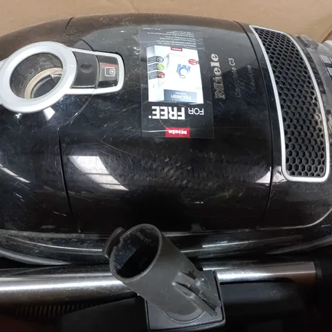 MIELE COMPLETE C3 POWERLINE VACUUM 