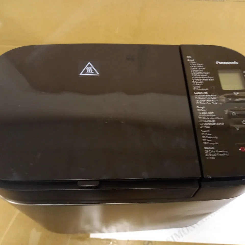 PANASONIC AUTOMATIC BREAD MAKER SILVER