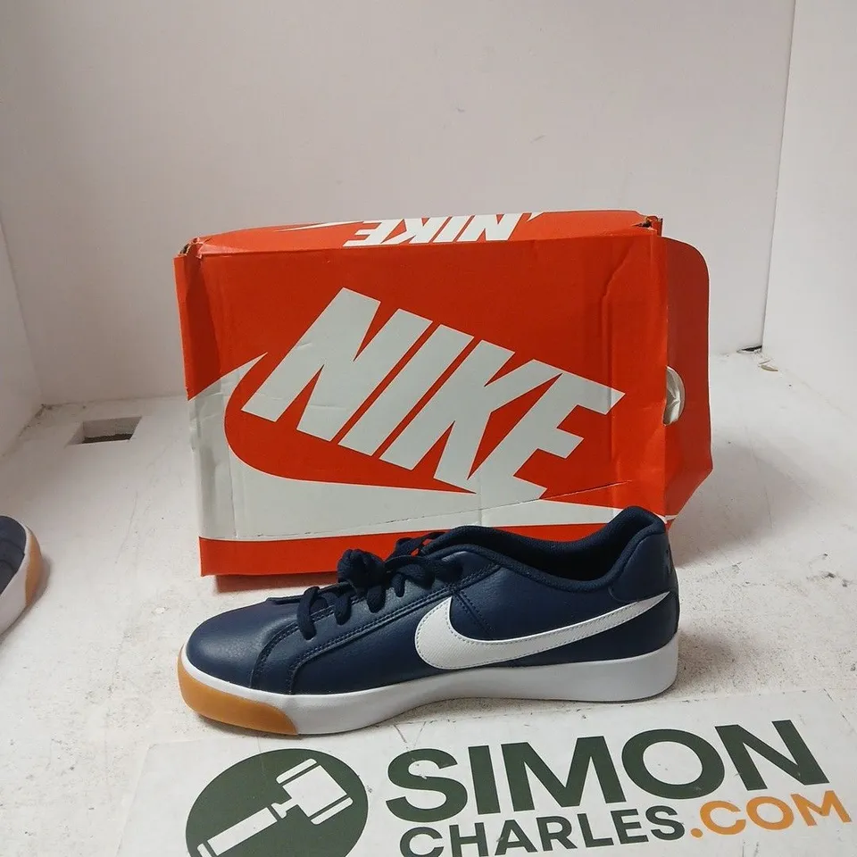 NIKE NAVY & WHITE SNEAKERS – BOXED (MEN'S) - UK 10