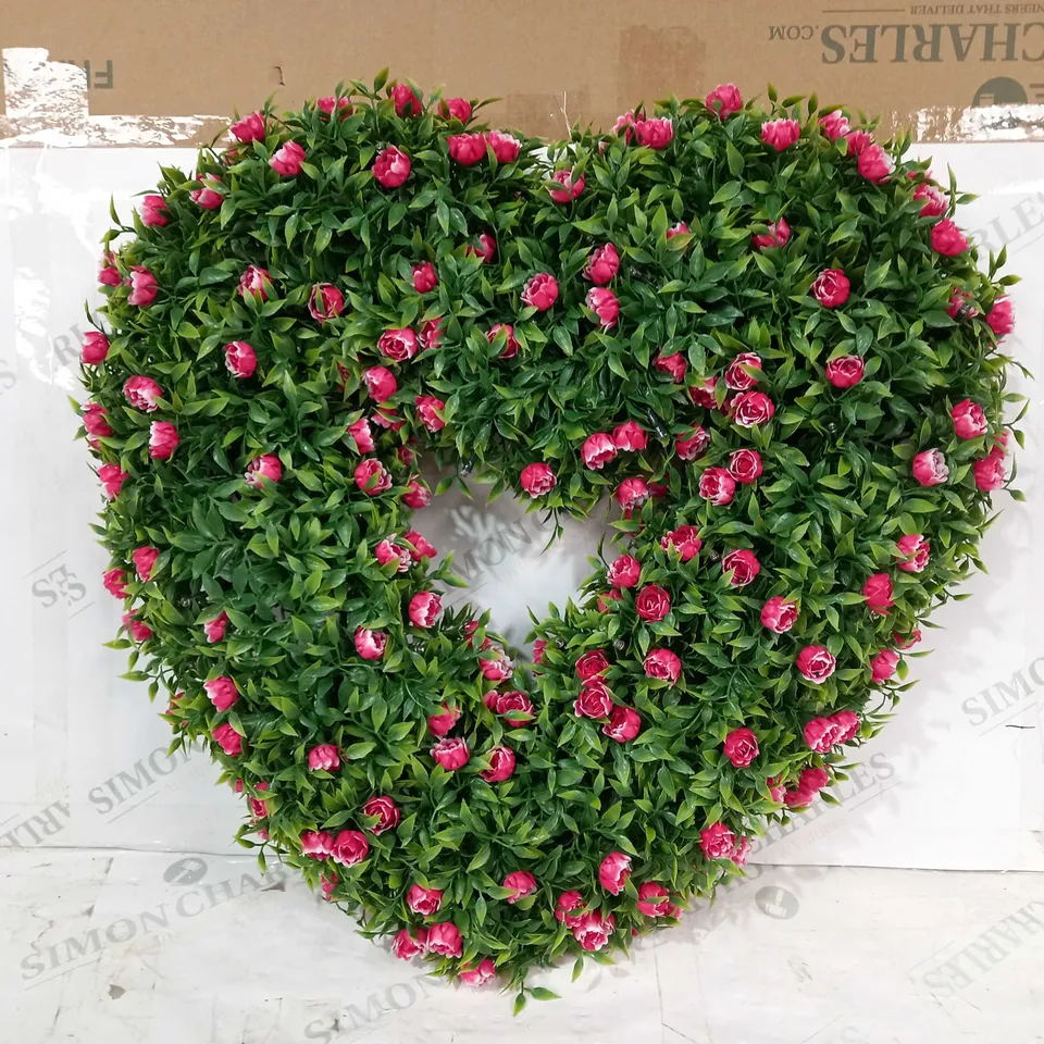 GARDEN REFLECTION DECORATIVE PRE LIT HEART WREATH