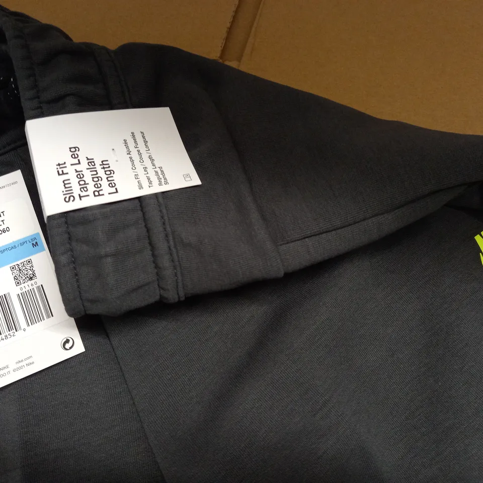 NIKE MENS TECH PANTS - M