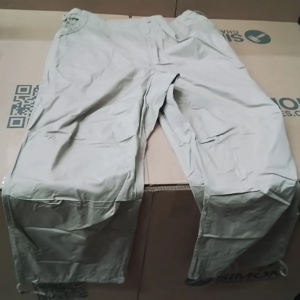 BOXED BRAND NEW APPROXIMATELY 26 JD WILLIAMS PARACHUTE TROUSERS STONE SIZE 20