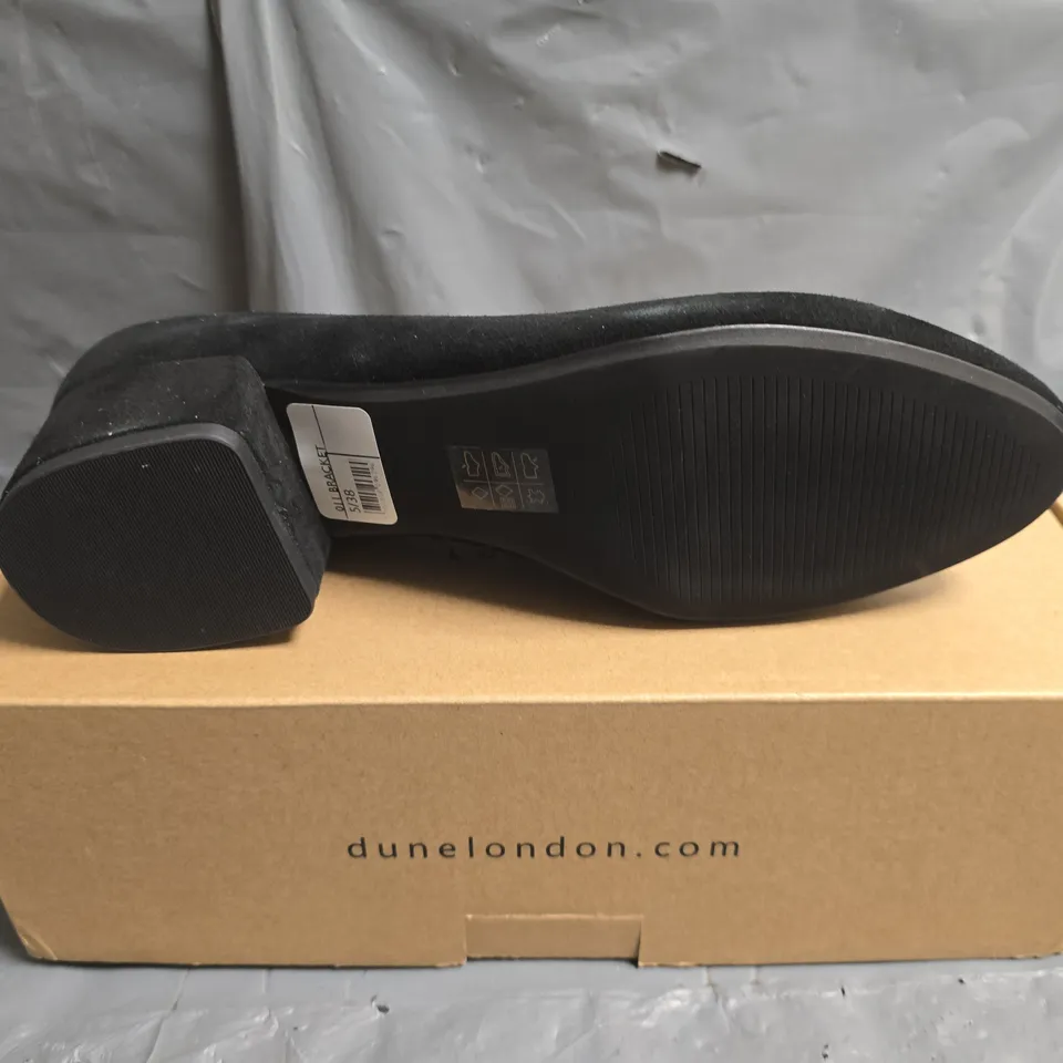 BOXED DUNE 011 BRACKET LOW HEEL COMFORT - SIZE 5 