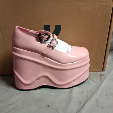 BOXED PAIR OF KOI GOOD FRIDAY PRINCESS SHOES IN PINK - UK 5