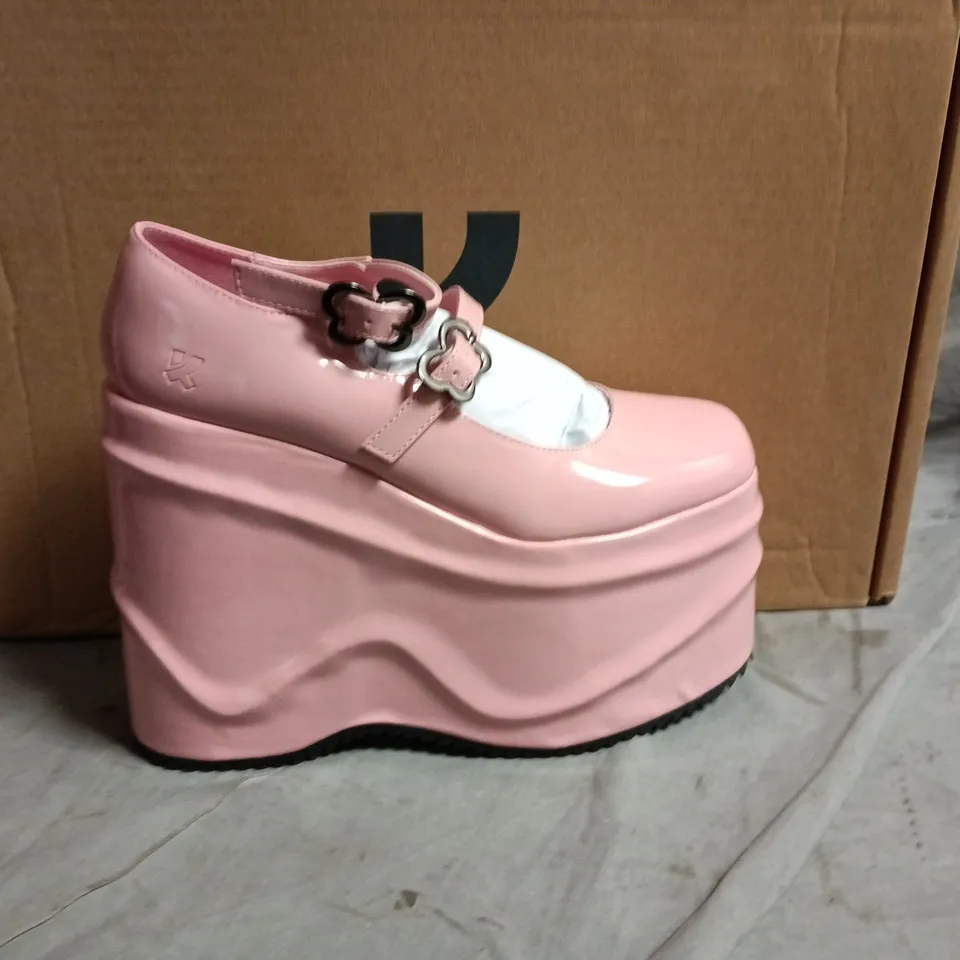 BOXED PAIR OF KOI GOOD FRIDAY PRINCESS SHOES IN PINK - UK 5