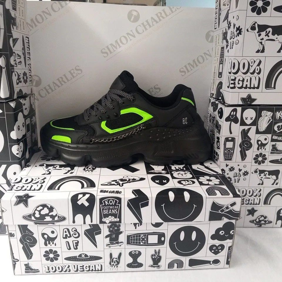 BRAND NEW BOXED PAIR OF KOI SKAVEN MEN'S GRUNGE ATOMIC TRAINERS SIZE 9