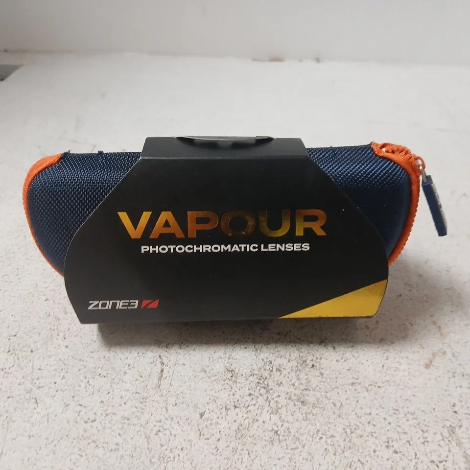 ZONE3 VAPOUR PHOTOCHROMATIC LENSES – ORANGE/BLACK WITH CASE