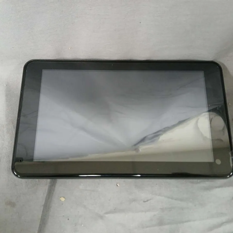 BOXED 7-INCH CARPLAY MONITOR