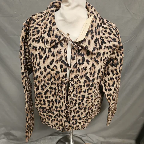 LET ME BE QUILTED TIE FRONT JACKET IN LEOPARD SIZE M