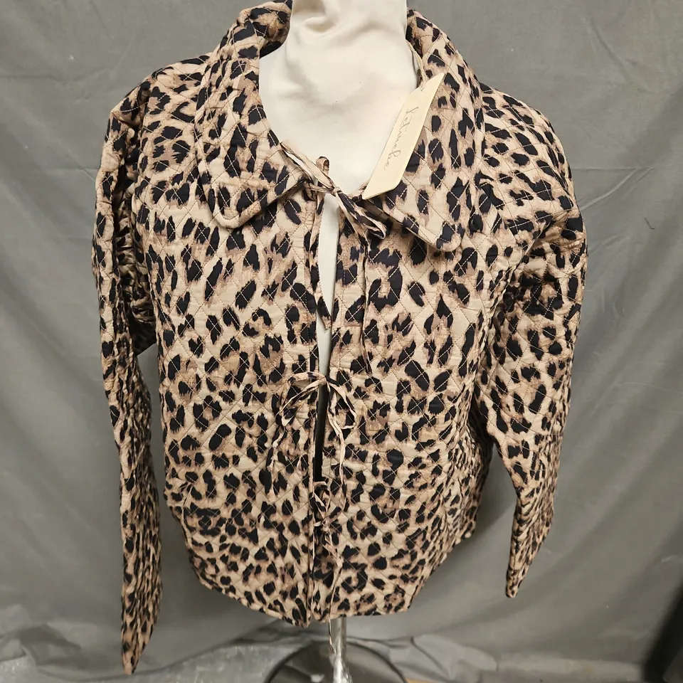 LET ME BE QUILTED TIE FRONT JACKET IN LEOPARD SIZE M