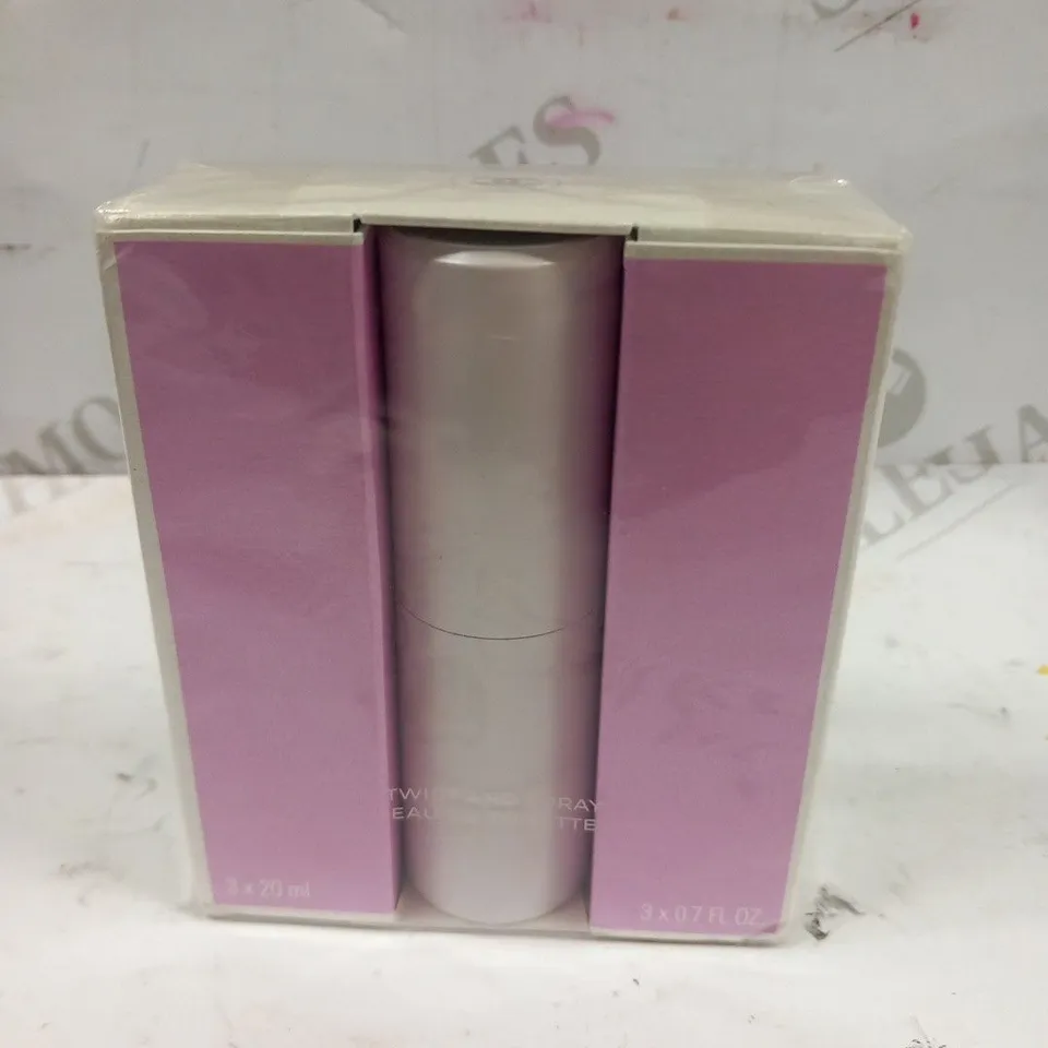 BOXED AND SEALED CHANEL CHANCE EAU TENDRE EAU DE TOILETTE TWIST AND SPRAY 3 X 20ML 